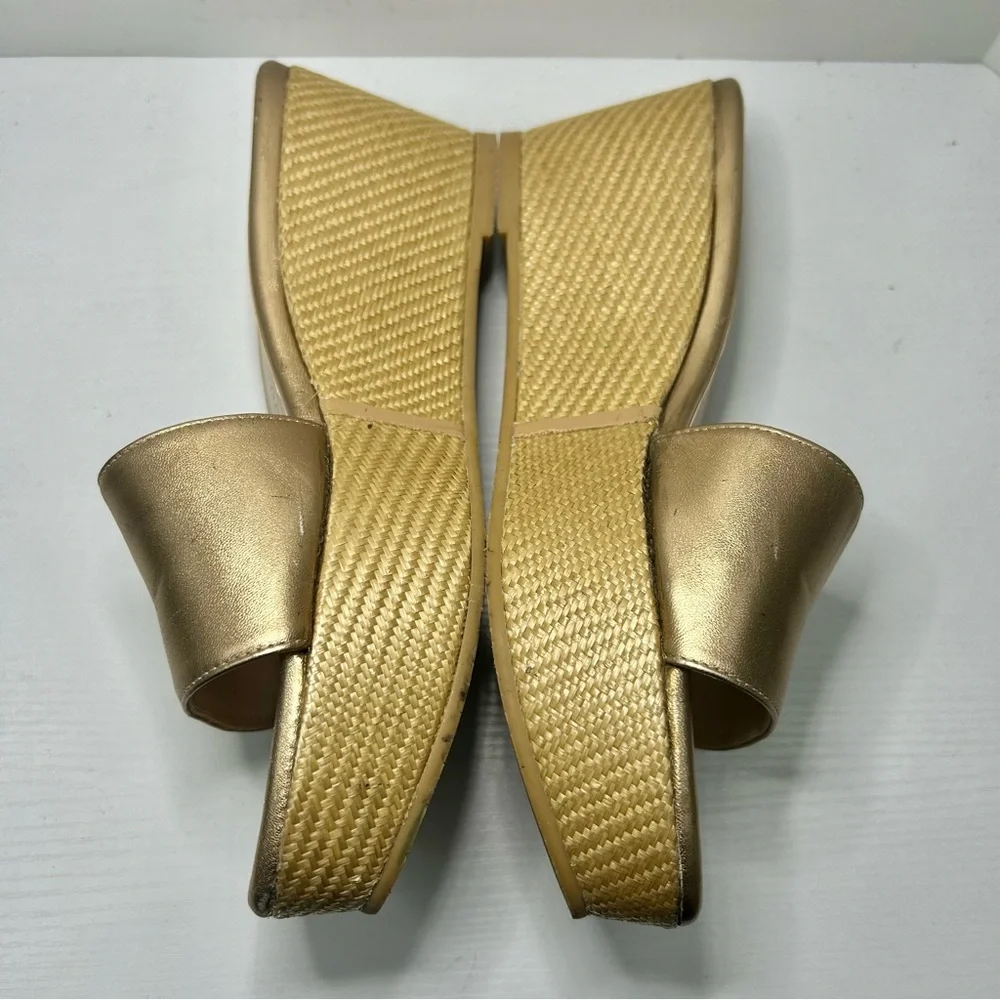 Stuart Weitzman Gold Wedge Platform Slides Size 6 - Picture 4 of 14
